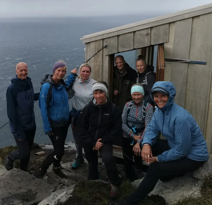 Accountor Sogn på tur i regnet