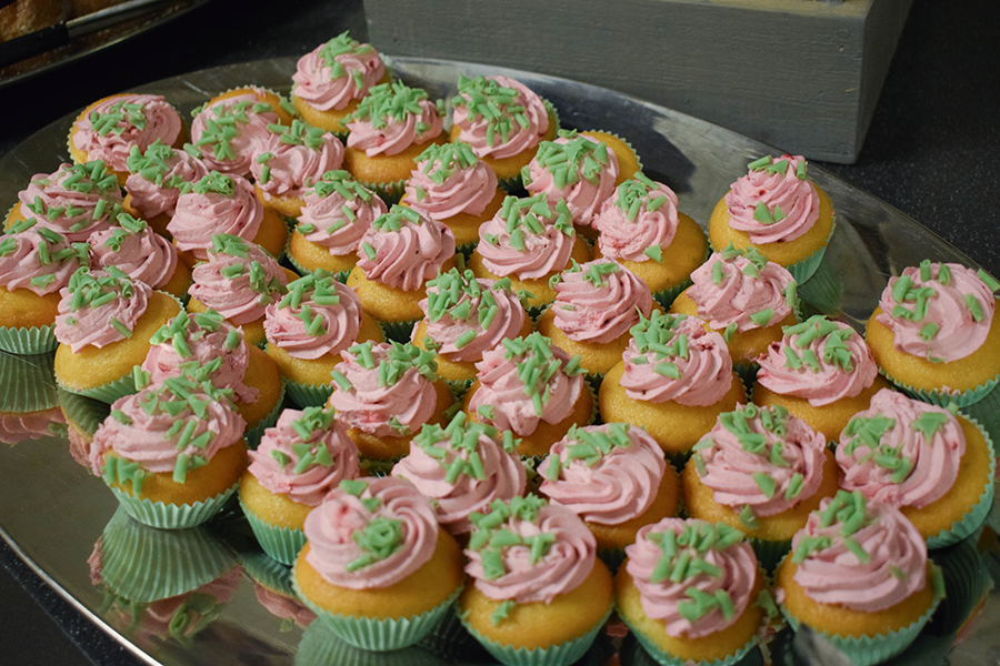 Henkkariklubin kahvitauon herkkuja